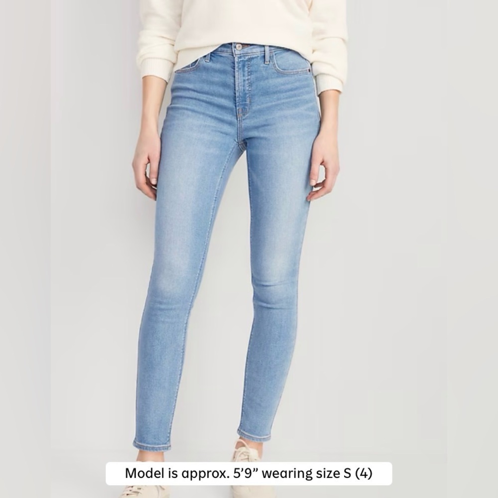 High-Waisted Rockstar Super-Skinny
Jeans